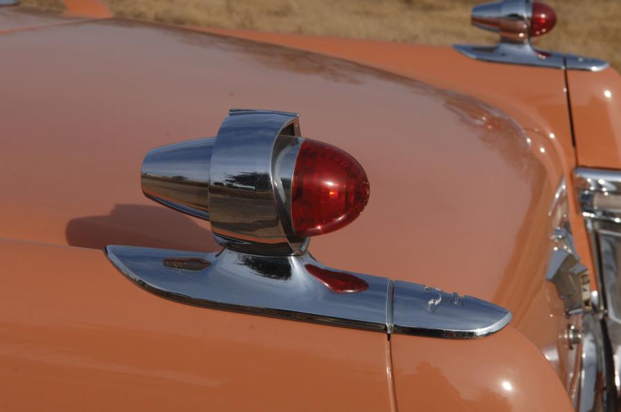  Chrysler Imperial Sedan 1956 года  (фото 3 из 10)